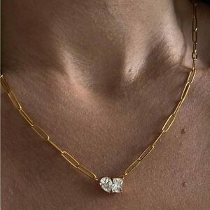 Diamond necklace A1149